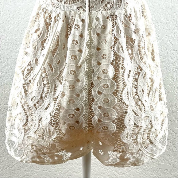 Tobi Halter Lace Romper Size M - Picture 12 of 16
